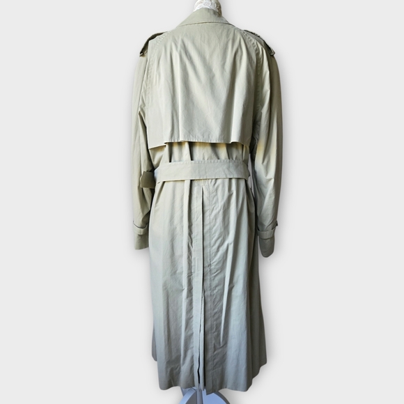SOLD❤️Burberrys' 46 Mint Regular Mens Long Trench Coat Plaid Lined - Picture 2 of 15